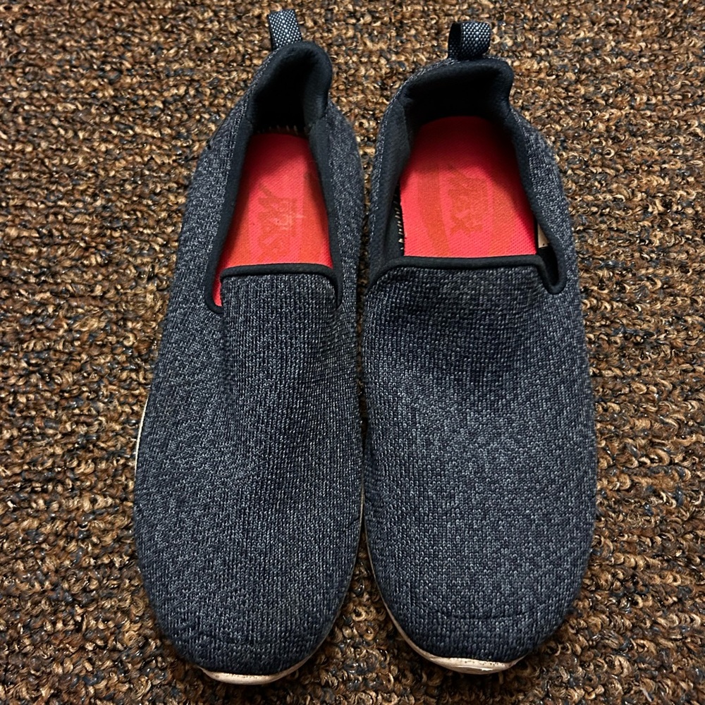 SKECHERS 15697 Goga Max Blue Slip On Casual Comfort Shoes Womens Size 6.5